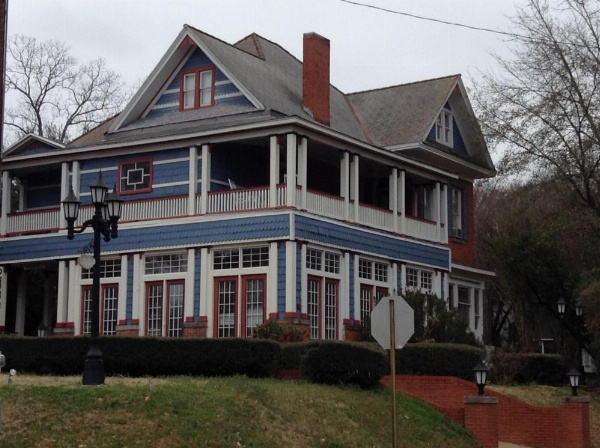 2439 Fairfield 